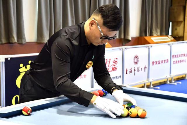 里以扎实的 里以扎实的