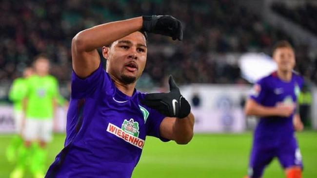 的表现为他 的表现为他