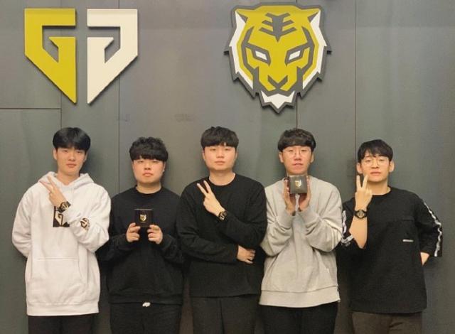 市场价值 市场价值